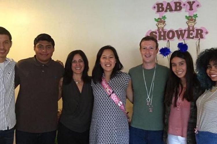 Acara tujuh bulanan anak pertama Zuckerberg dan sang istri Priscilla Chan