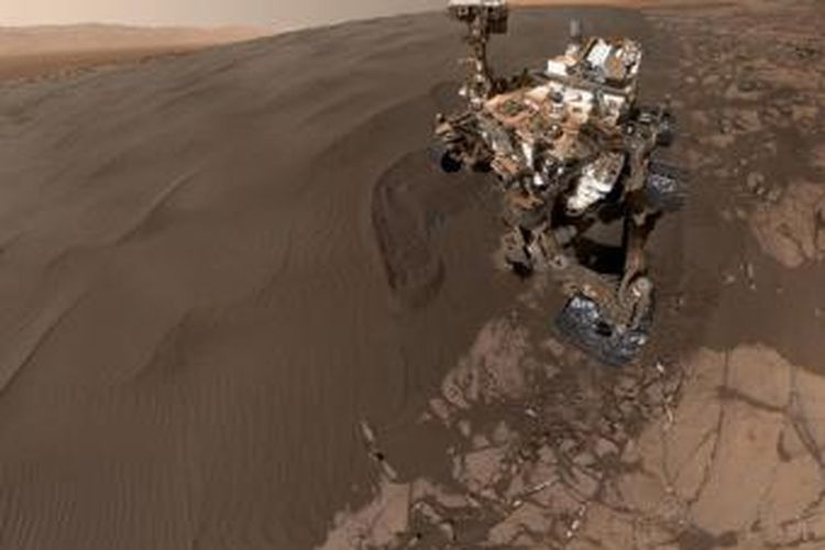 Selfie robot Curiosity di Mars