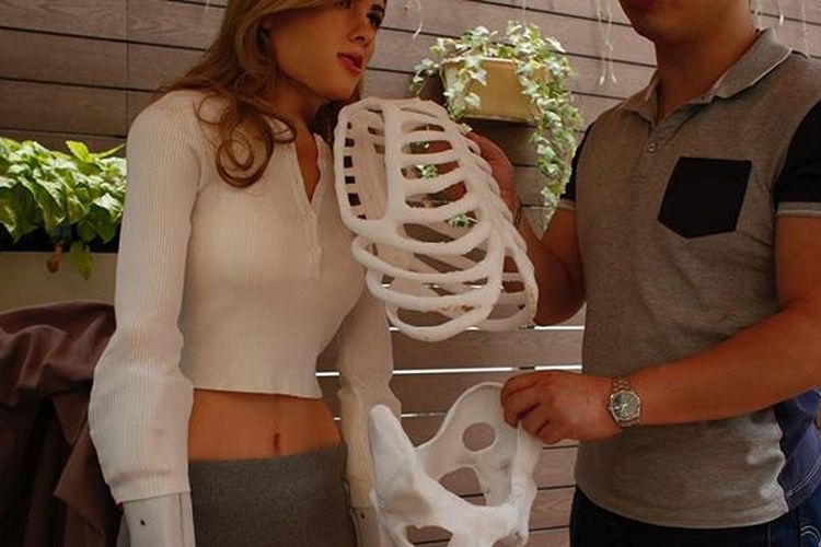 Rangka Mark 1 yang menyerupai tulang manusia dicetak dengan printer 3D