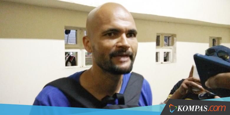 Cetak Dua Gol, Sergio van Dijk Belum Puas