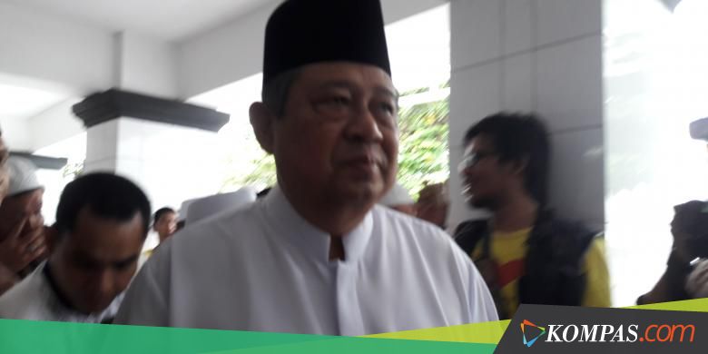Kunjungan SBY ke Kawan Lama dan Acungan Jari Telunjuk...