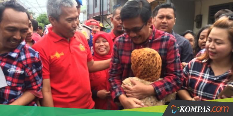 Sambil Menangis, Nenek Maimunah Peluk dan Doakan Djarot Menang