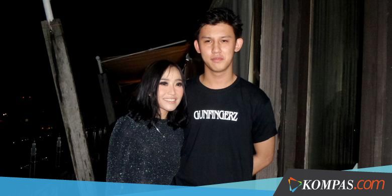 Terkenang Ayah, Rinni Wulandari Menangis Saat Dilamar Jevin Julian