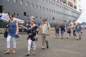 Bawa 1.370 Wisman, Kapal Pesiar MS Volendam Singgah di Semarang