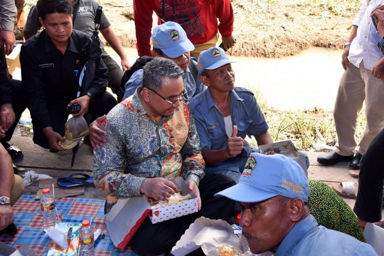 Menteri Desa, Pembangunan Daerah Tertinggal, dan Transmigrasi (PDTT) Eko Putro Sandjojo saat melakukan kunjungan kerja di Jawa Tengah.