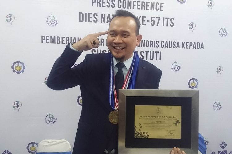 Lis Hartono alias Cak Lontong