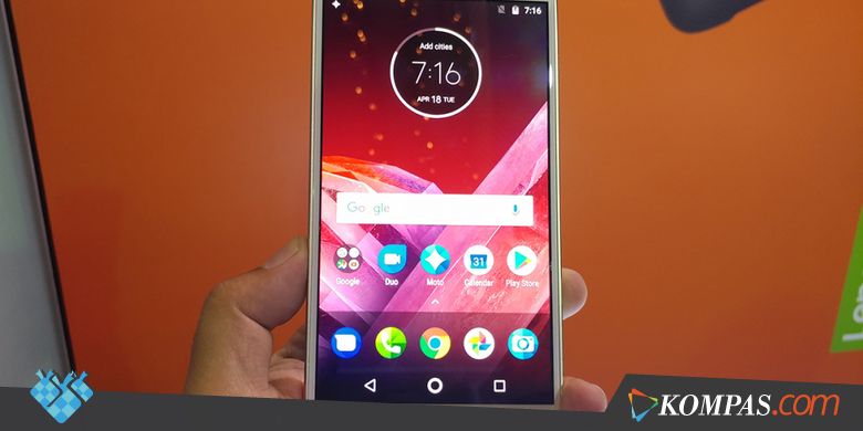 Lenovo Umumkan Harga Moto Z2 Play di Indonesia