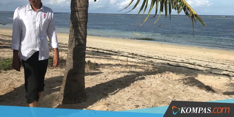 Bersandal Jepit, Jokowi ke Pantai Nemberala dan Basuh Wajahnya dengan Air Laut