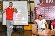Spaso Kenakan Nomor seperti Saat bersama Bali Devata