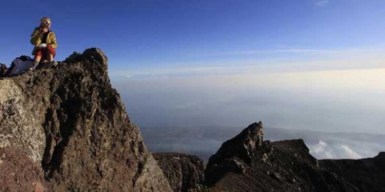 Apa Menariknya Gunung Agung bagi Wisatawan Mancanegara? Apa Menariknya Gunung Agung bagi Wisatawan Mancanegara? video viral info traveling info teknologi info seks info properti info kuliner info kesehatan foto viral berita ekonomi