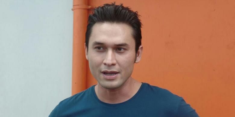Indra Bruggman di studio TransTV, Jakarta Selatan, Kamis (26/5/2016).