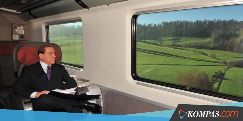 Berlusconi Resmi Lepas 99,93 Persen Saham AC Milan