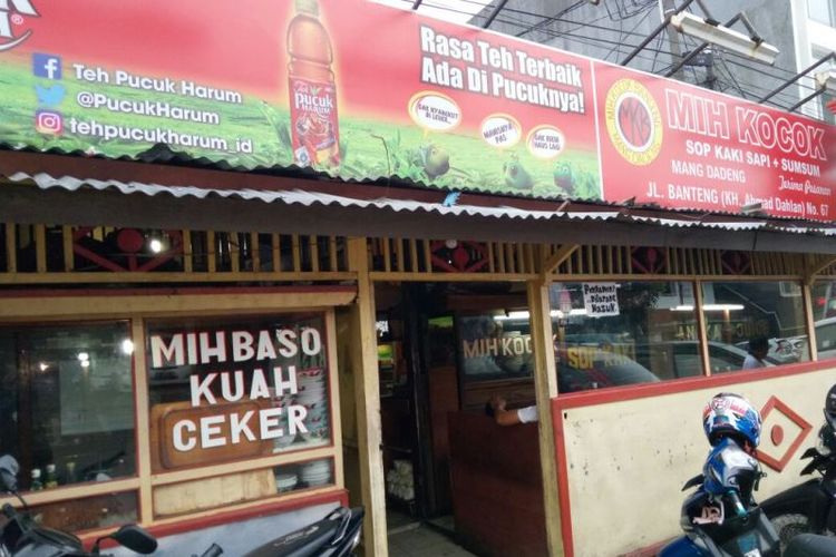 5 Mie Kocok Legendaris di Bandung 5 Mie Kocok Legendaris di Bandung video viral info traveling info teknologi info seks info properti info kuliner info kesehatan foto viral berita ekonomi