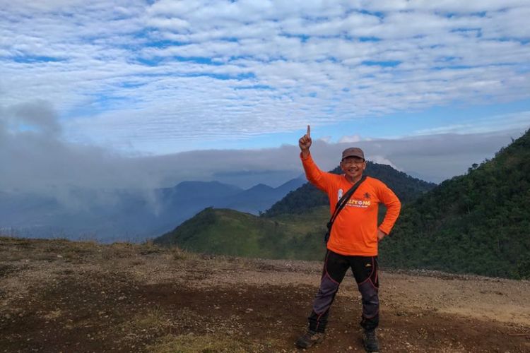 Anton Apriyantono, Mantan Menteri Pertanian yang Gemar Mendaki Gunung Anton Apriyantono, Mantan Menteri Pertanian yang Gemar Mendaki Gunung video viral info traveling info teknologi info seks info properti info kuliner info kesehatan foto viral berita ekonomi