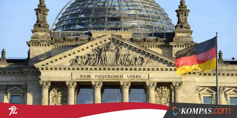 Beri Hormat Ala Hitler di Muka Reichstag-Berlin, 2 Turis China Dibekuk