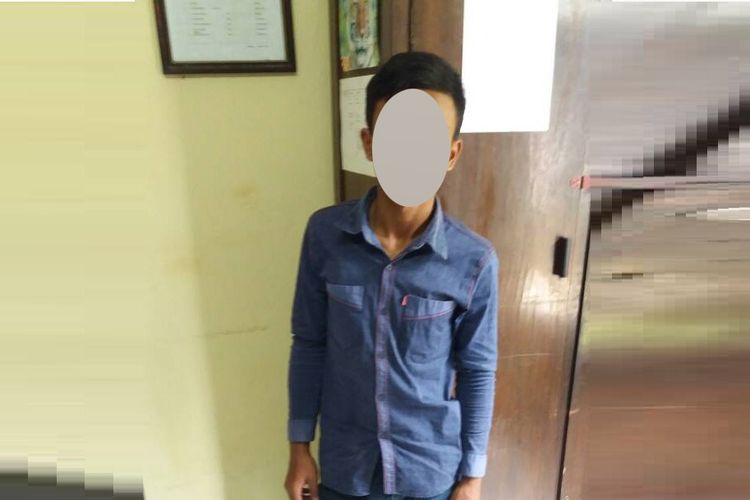 Pelaku AF (20) yang diduga telah menyetubuhi korban, siswi SMK di Muntilan Magelang, hingga trauma, Selasa (6/6/2017).(Dok Polres Magelang)