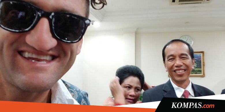 Ketika YouTuber Casey Neistat Bertemu Jokowi di Halim