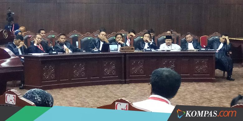 Tak Lagi Protes, Yusril Minta MK Kembali Putarkan Video HTI