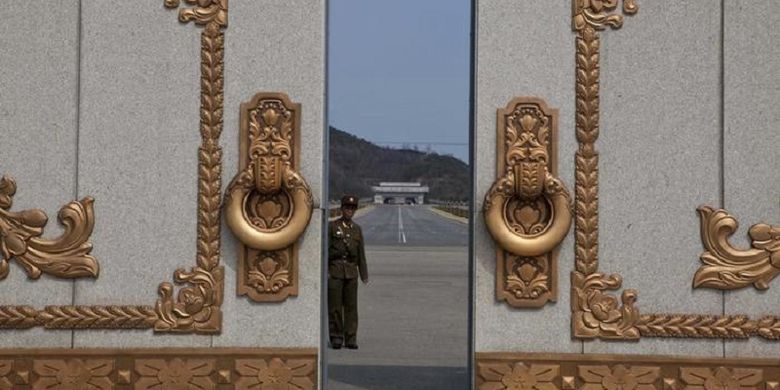 Istana Kumsusan atau Mausoleum Kim II Sung di Pyongyang timur, Korea Utara.(AP Photo via DW).