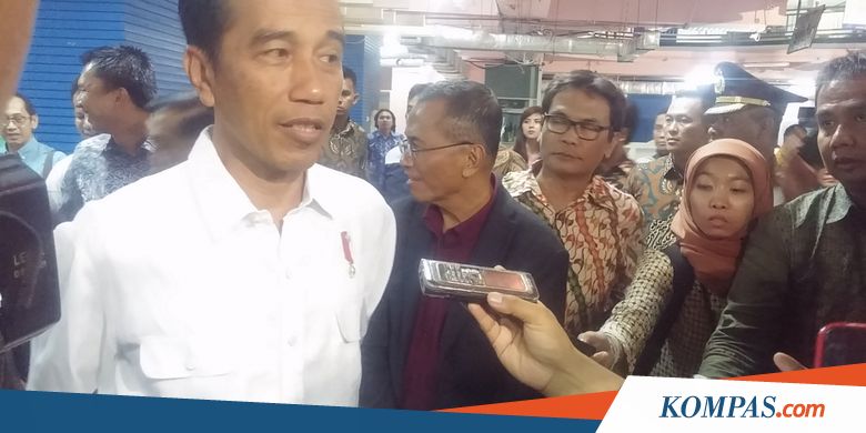Presiden Jokowi: Ada Lebih dari 42.000 Regulasi, Coba, Pusing Tidak?