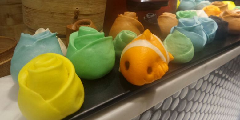 Dimsum dengan warna dan bentuk unik di daerah Central, Hongkong, Jumat (1//12/2017).(KOMPAS.com/NABILLA TASHANDRA)