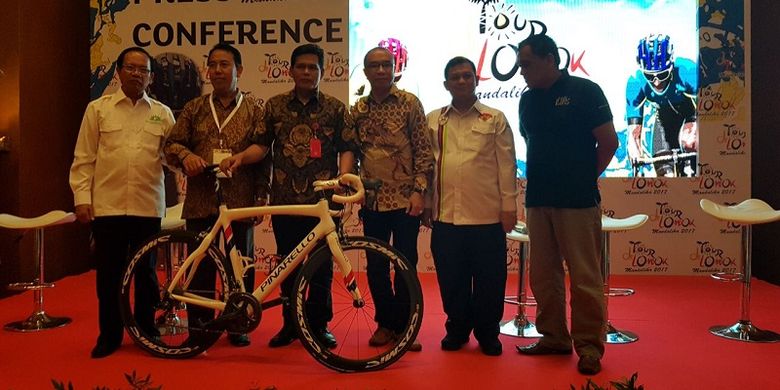 Tour de Lombok Mandalika 2017 Jadi Alasan Wajib Ke Lombok April Ini