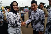 Ajarkan Bahasa Inggris Gratis untuk Anak Yatim, Guru Ryan Raih Penghargaan