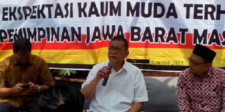 Wakil Gubernur Jawa Barat Dedi Mizwar pada diskusi Ekspektasi Pemuda Terhadap Pemimpin Masa Depan Jawa Barat di Bandung, Senin (14/8/2017).