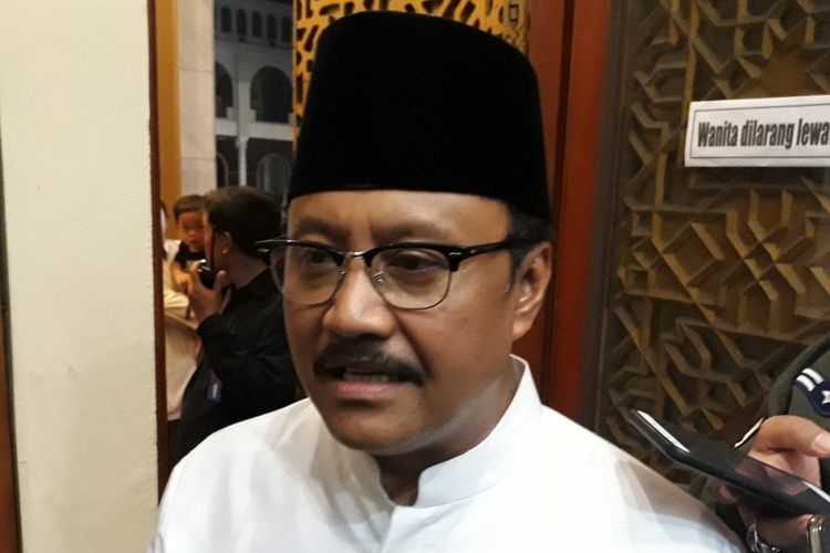 Wakil Gubernur Jawa Timur Achmad Faizal mengingatkan para pendamping Program Keluarga Harapan (PKH) netral dalam pilkada Jawa Timur 2018.