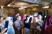 'Kami di sini Menunggu Adanya Konferensi Pers First Travel...'