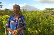 Kisah Pengungsi Gunung Agung 1963: Gelap dan Kami Ngungsi Bawa Obor