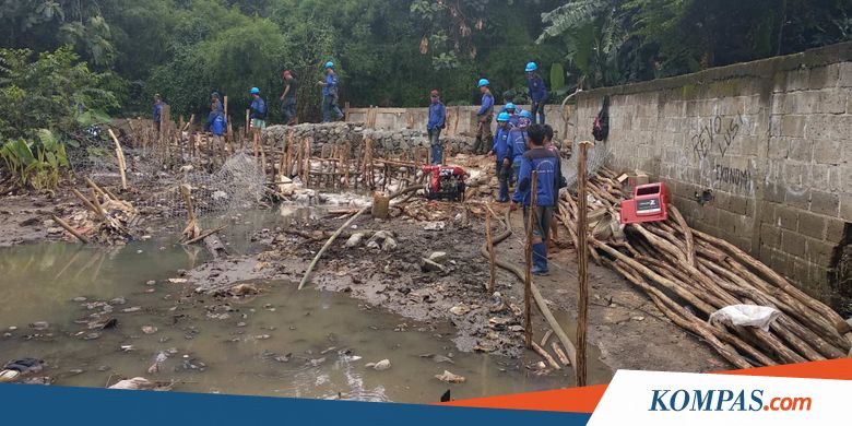 Tanggul Jebol Diguyur Hujan, Jatipadang Jaksel Kembali Banjir