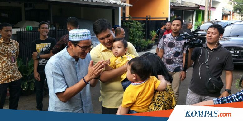 Sandiaga Kunjungi Rumah Pengawalnya yang Rayakan Natal