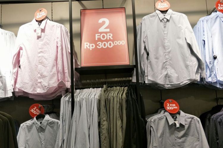 Diskon akhir tahun di mall Jakarta(KOMPAS.com/PRAMDIA ARHANDO JULIANTO)