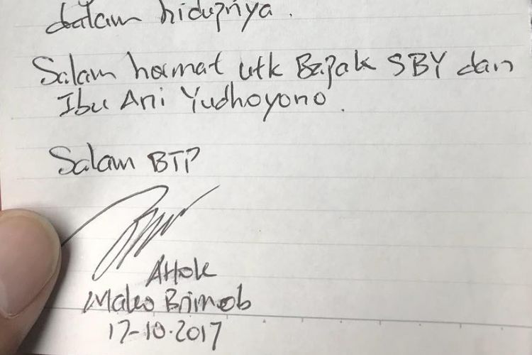 Agus Yudhoyono mengunggah foto tulisan tangan Ahok setelah mengunjungi mantan Gubernur DKI Jakarta itu di Rutan Mako Brimob, Selasa (17/10/2017).(Instagram/@agusyudhoyono)