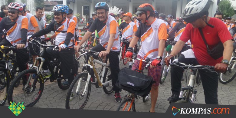 Minggu Pagi, Djarot Promosi Obyek Wisata di Jakarta dengan Bersepeda