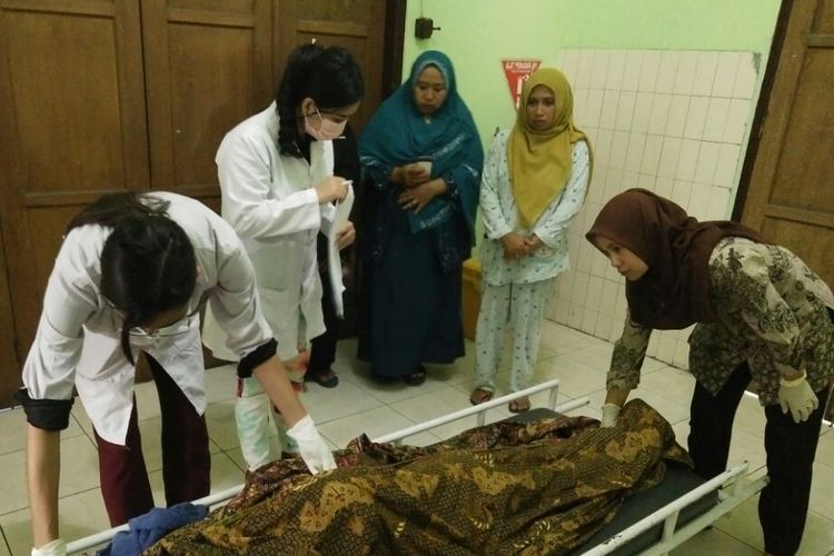 Jenazah Rosita di Rumah Sakit Umum Daerah (RSUD) Saiful Anwar Kota Malang