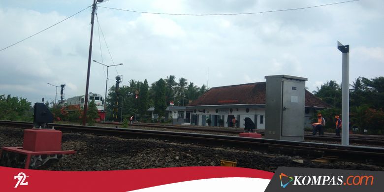 Ayah Tepergok Merokok, Satu Keluarga Diturunkan dari Kereta Api