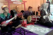 Bila Gambus ala Banjar Jadi Penghibur Lounge Sebuah Hotel