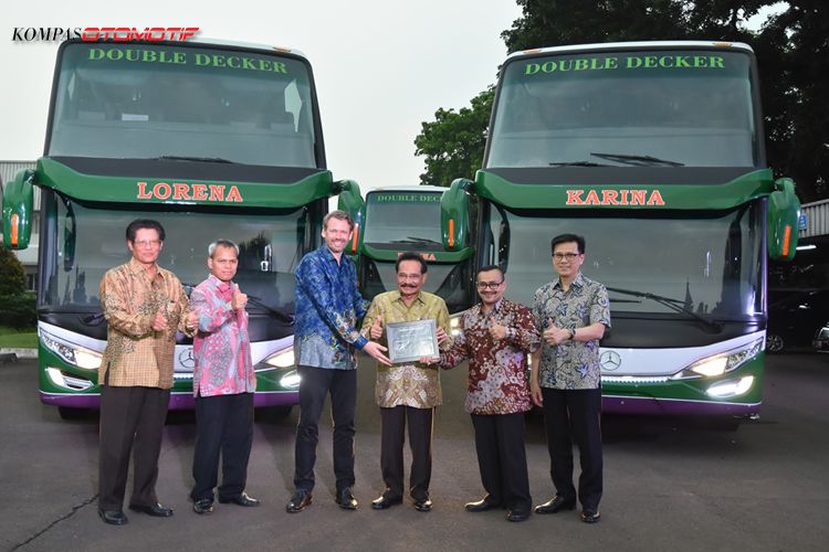 Bus tingkat