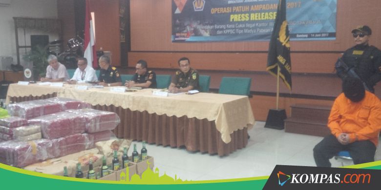 21.350 Botol Miras Ilegal Disita dari Pabrik Miras Rumahan