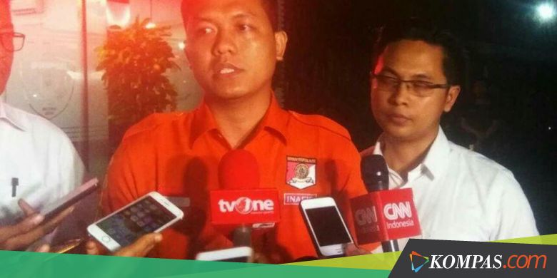 Mengungkap Keaslian Foto Firza Husein...