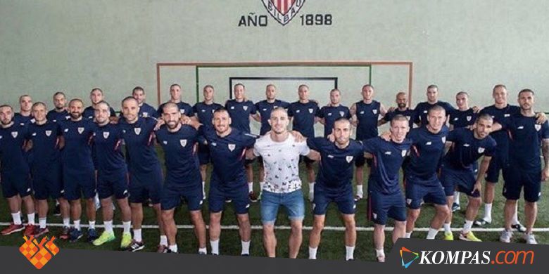 Pemain Athletic Bilbao Gunduli Rambut demi Rekan Setim