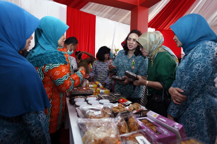 Tim penilai lomba Usaha Peningkatan Pendapatan Keluarga berkunjung ke Kota Semarang, Rabu (2/8/2017).