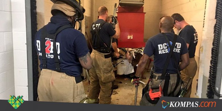 Cari Ponsel Kekasihnya, Pria Ini Terjebak di Saluran Pembuangan Sampah