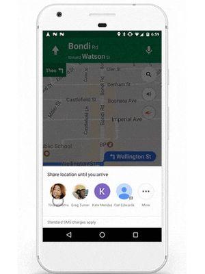 Google Maps bisa bagi lokasi secara real-time.