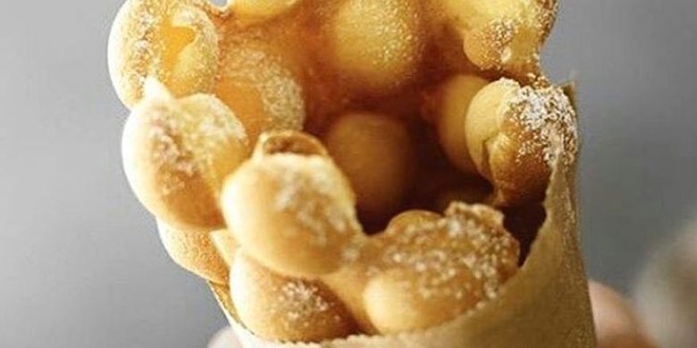 Waffelicious membuat waffle dengan bentuk bulat seperti telur.