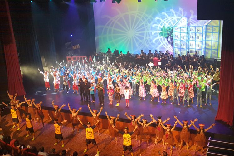 Operet Anak Rusun: Ada Gulali di Hatiku digelar di Ciputra Artpreneur Theater, Jakarta Selatan, Kamis (21/9/2017).