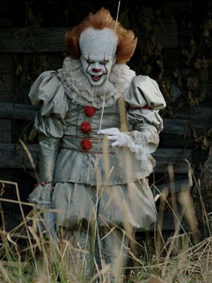 6 Fakta Bill Skarsgard, Si Badut Pennywise dalam Film Horor It