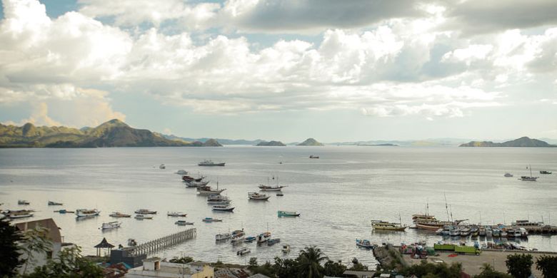 Labuan Bajo di Kabupaten Manggarai Barat, Nusa Tenggara Timur, Minggu (16/7/2017).